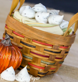 Chocolate Chip Meringue Kisses