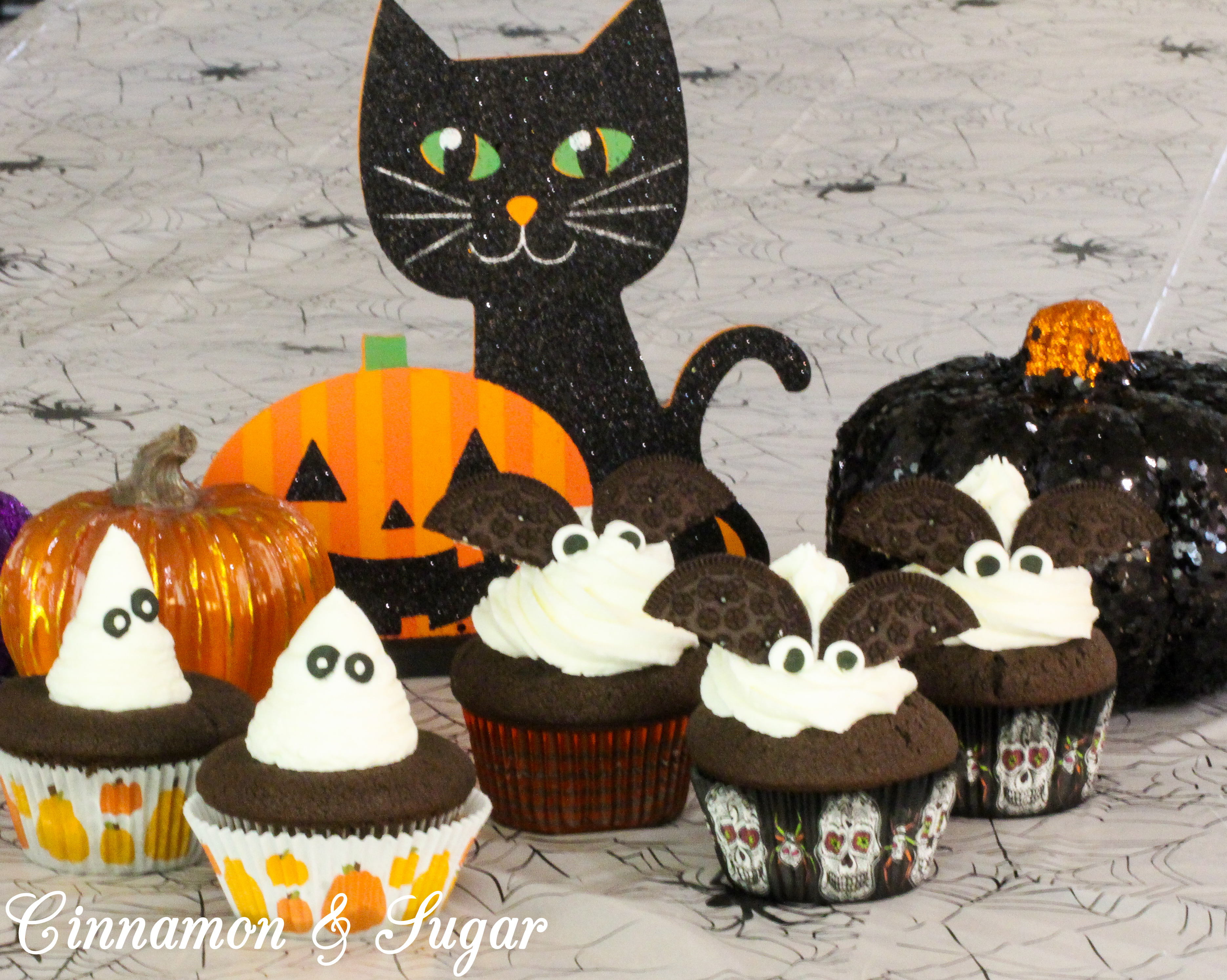 Spooky Surprise (Cookie Dough) Cupcakes!