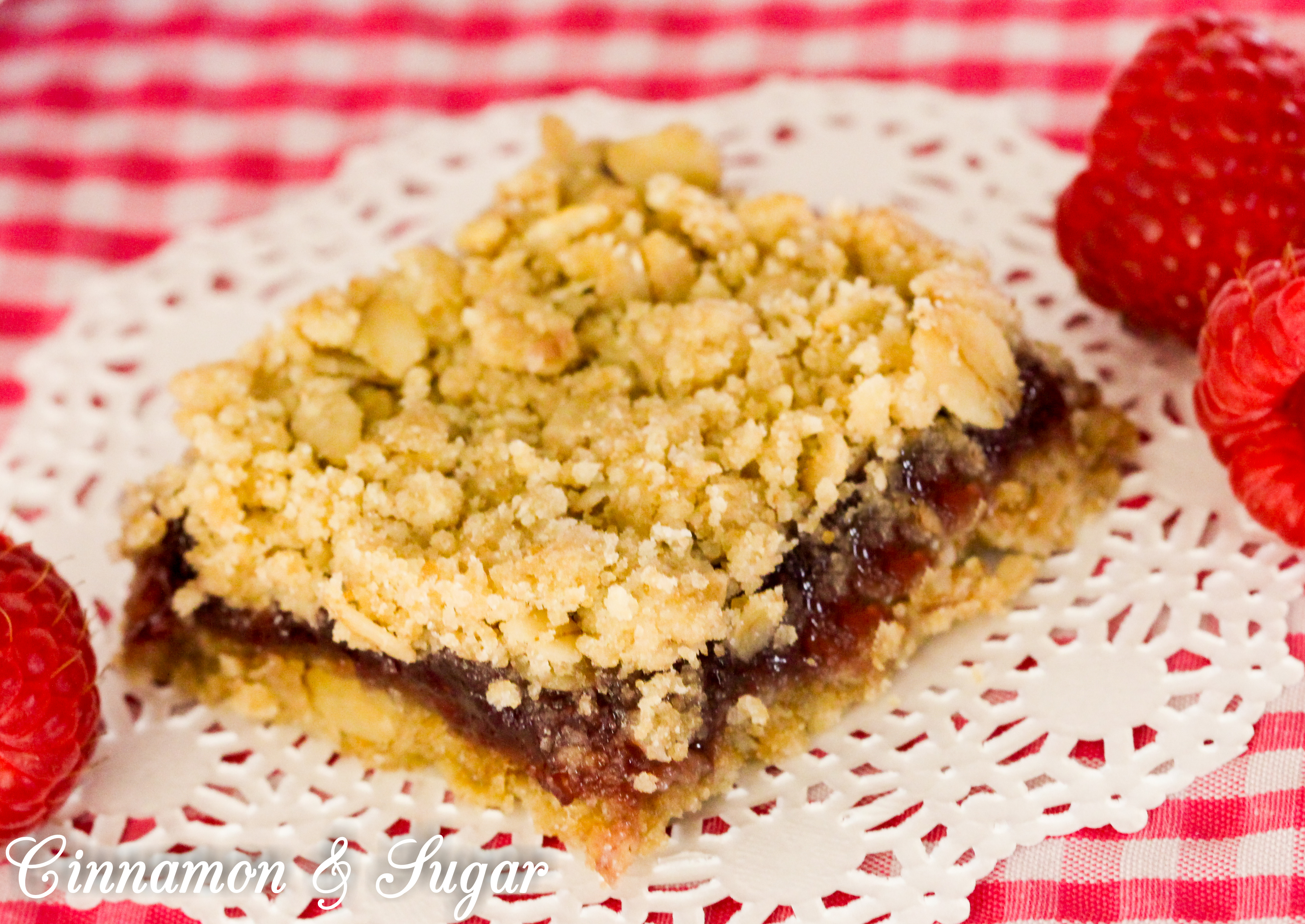 Oatmeal Raspberry Crumble Bars