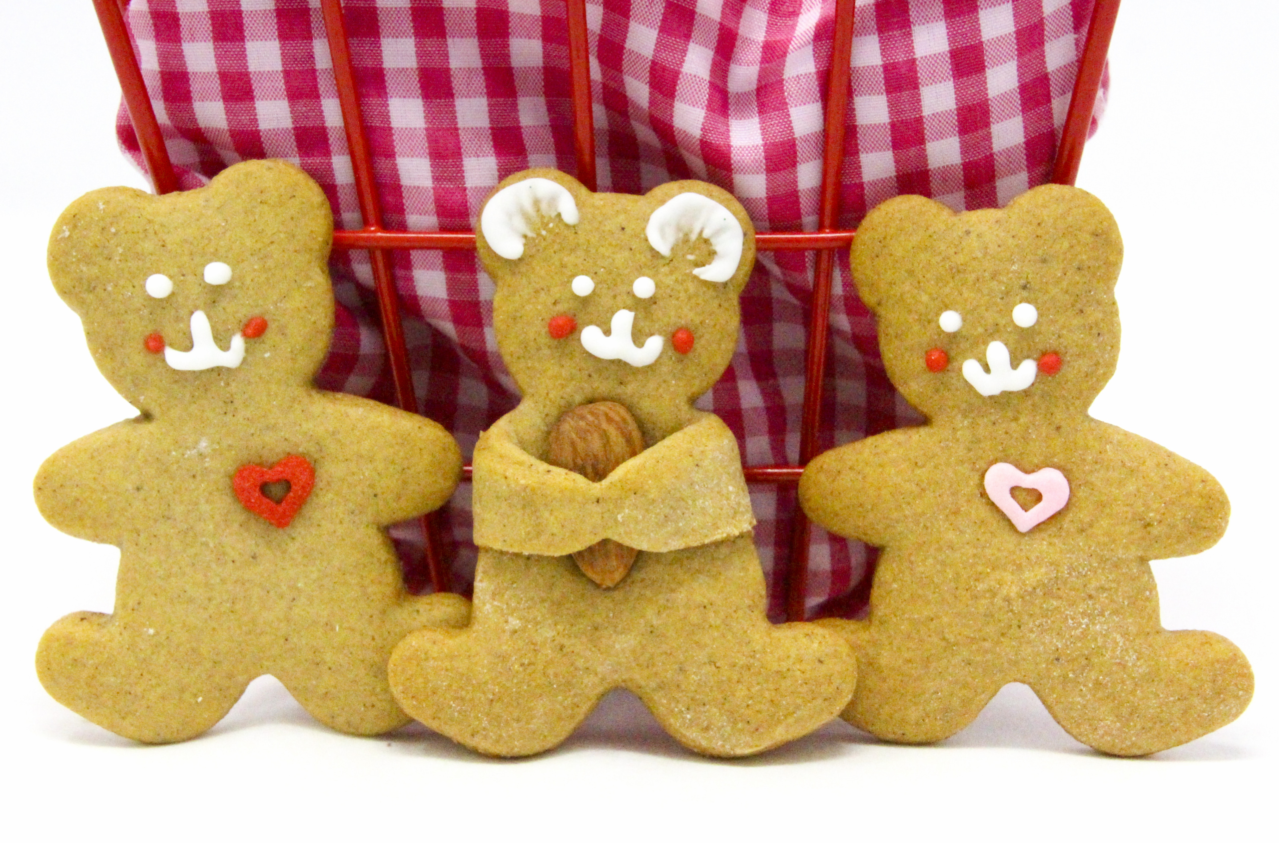 Using your favorite rollout cookie dough (or see my favorite sugar cookie recipe on the blog) these adorable teddy bears almond cookies have hugs to share! Recipe created by Cinnamon & Sugar for Meg Macy, author of Bear A Wee Grudge. 