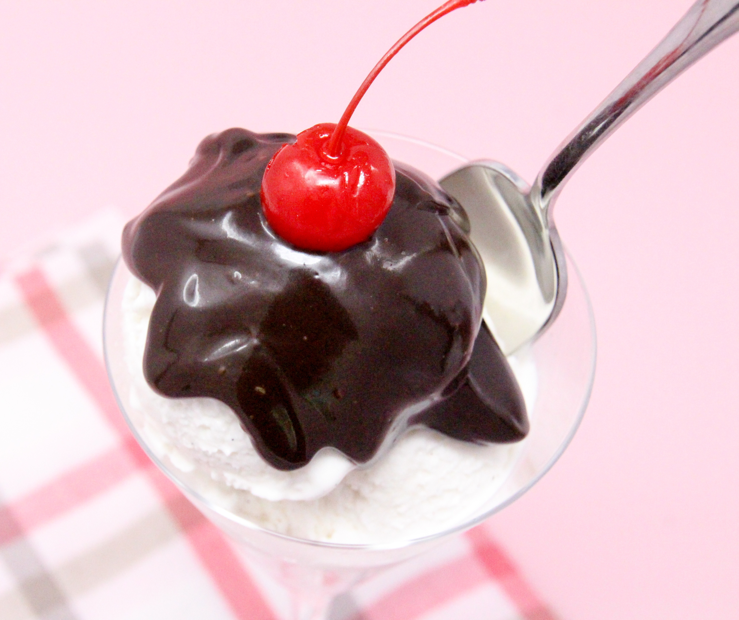 Fast and Fabulous Hot Fudge Sauce Cinnamon and Sugar