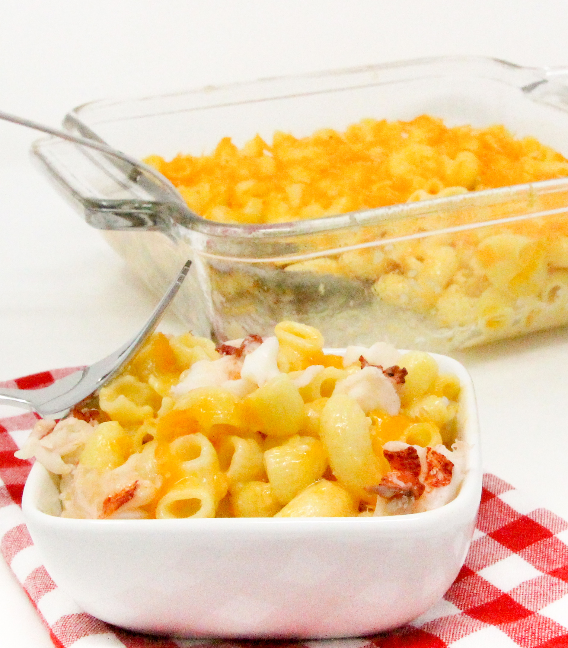 Here's a mac and cheese that's good enough to serve with lobster. Or with chunks of lobster gently swirled into the cheesy goo. ~Lynn Cahoon, author of AN AMATEUR SLEUTH’S GUIDE TO MURDER.