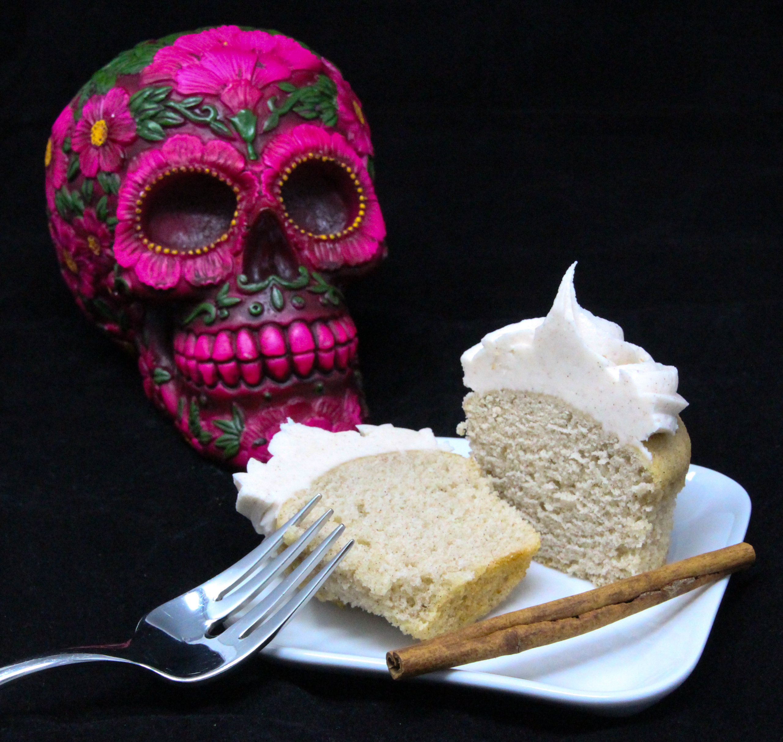 #giveaway package + #cupcake recipe! We're celebrating the release of CATERING TO THE DEAD with a giveaway package + a Horchata Cupcakes recipe from the book!